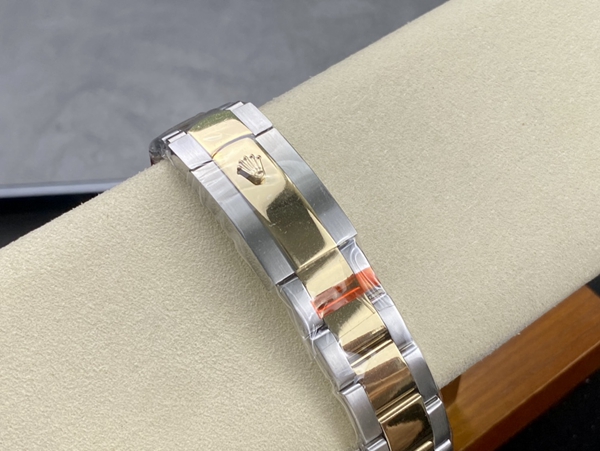 激安ロレックス着用イメージ